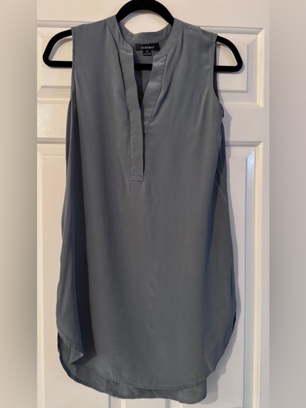 Acrobat 100% Silk Slate Blue Sleeveless Split-Neck Mini Dress or Tunic EUC